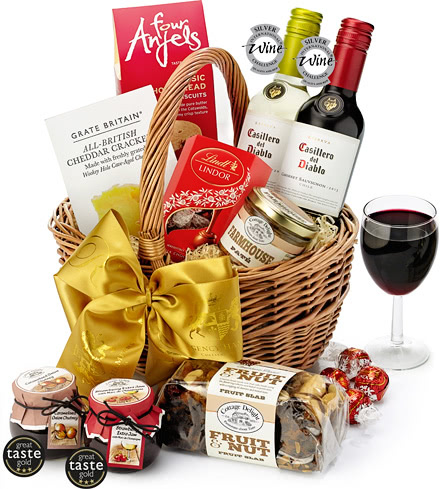 Cirencester Hamper With Red & White Wine